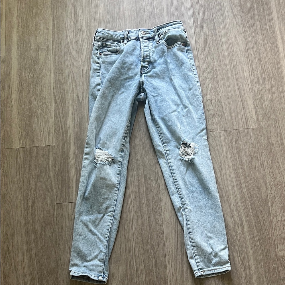 Old Navy Light Wash Distressed Skinny Jeans for Women